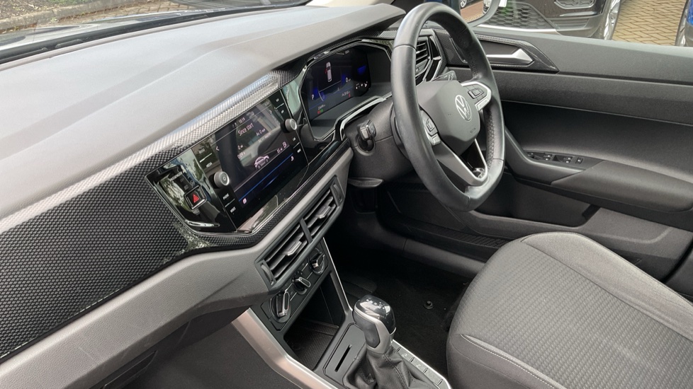 Volkswagen Taigo 1.0 TSI 110 Life 5dr DSG Petrol Hatchback - Image 2