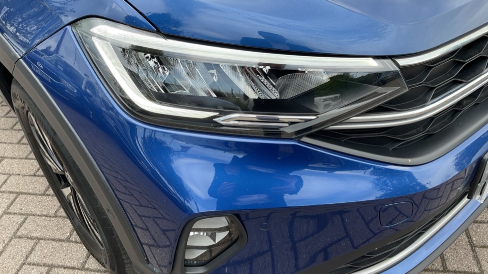 Volkswagen Taigo 1.0 TSI 110 Life 5dr DSG Petrol Hatchback - Image 22