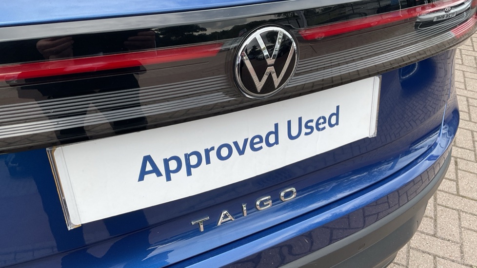 Volkswagen Taigo 1.0 TSI 110 Life 5dr DSG Petrol Hatchback - Image 31