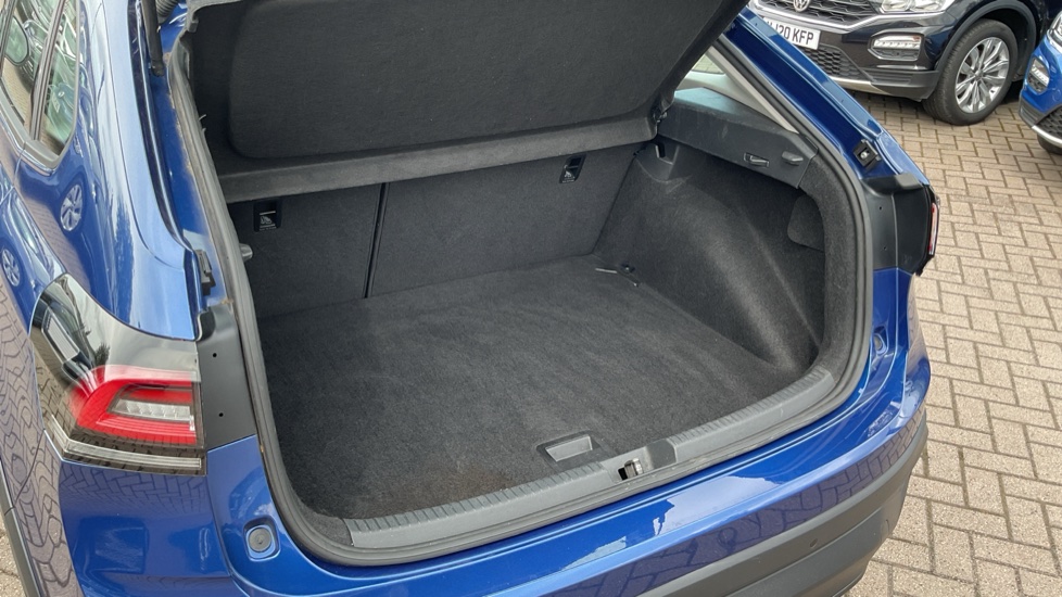 Volkswagen Taigo 1.0 TSI 110 Life 5dr DSG Petrol Hatchback - Image 32