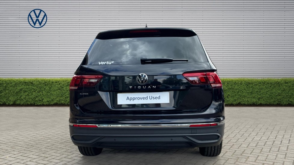 Volkswagen Tiguan Allspace 1.5 TSI Life 5dr DSG Petrol Estate - Image 8