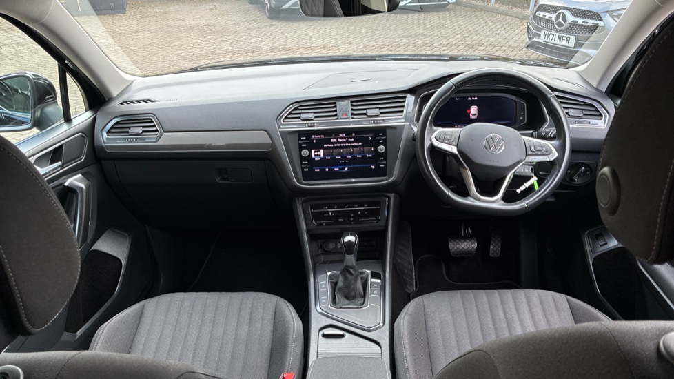 Volkswagen Tiguan Allspace 1.5 TSI Life 5dr DSG Petrol Estate - Image 9