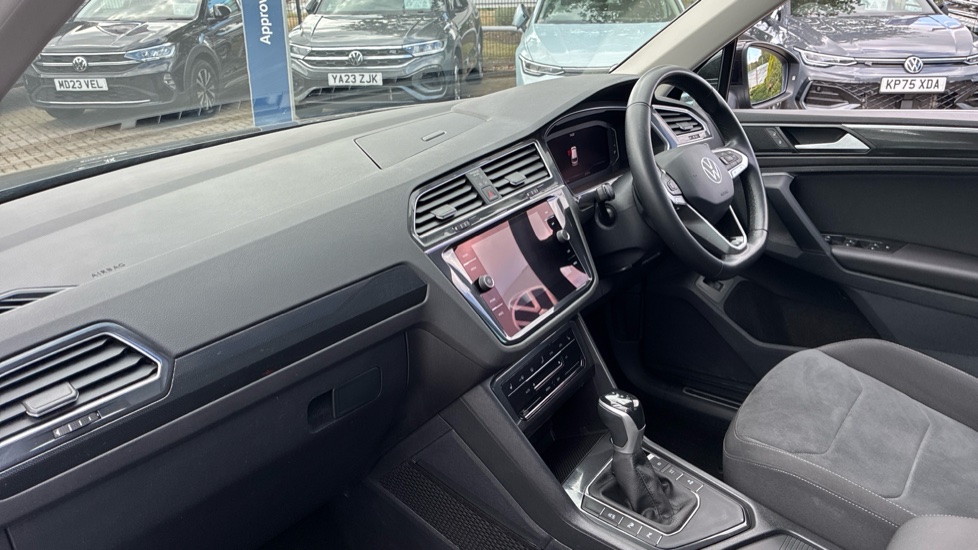 Volkswagen Tiguan 1.5 TSI 150 Elegance 5dr DSG Petrol Estate - Image 2