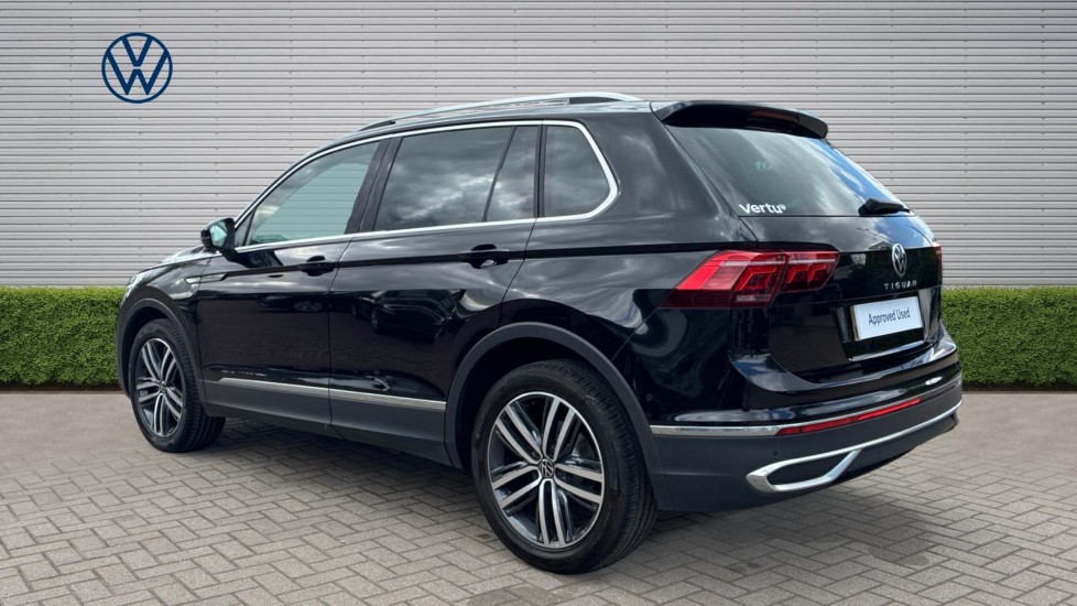 Volkswagen Tiguan 1.5 TSI 150 Elegance 5dr DSG Petrol Estate - Image 3