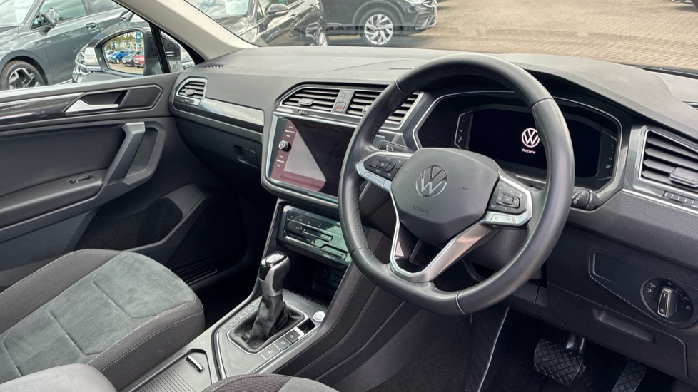 Volkswagen Tiguan 1.5 TSI 150 Elegance 5dr DSG Petrol Estate - Image 6