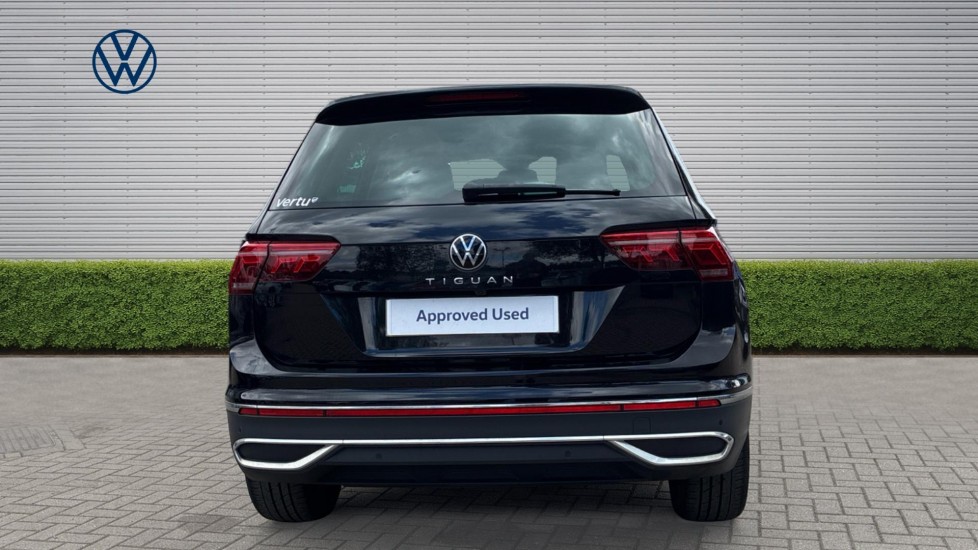Volkswagen Tiguan 1.5 TSI 150 Elegance 5dr DSG Petrol Estate - Image 8