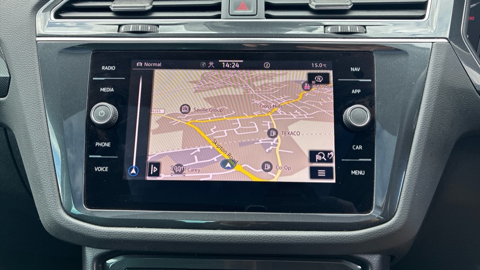 Volkswagen Tiguan 1.5 TSI 150 Elegance 5dr DSG Petrol Estate - Image 24