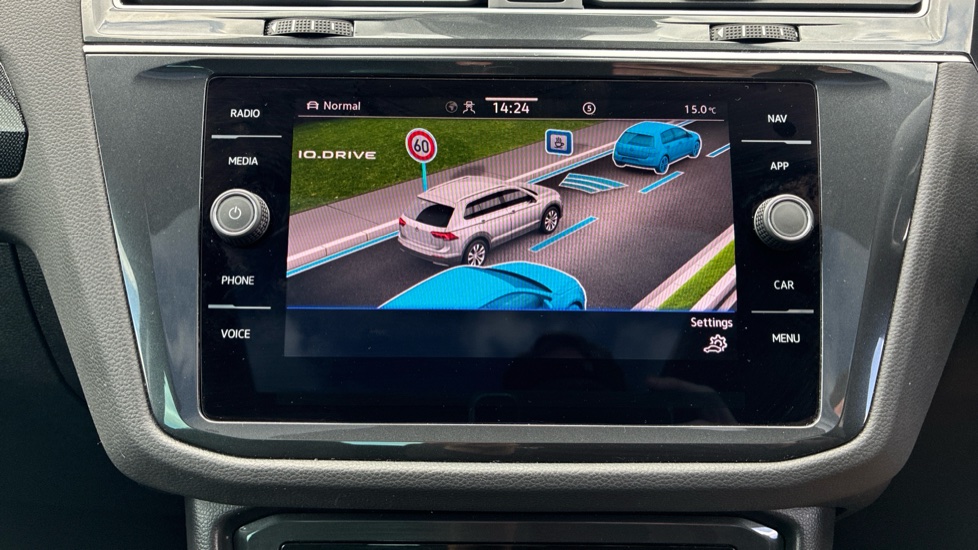 Volkswagen Tiguan 1.5 TSI 150 Elegance 5dr DSG Petrol Estate - Image 29