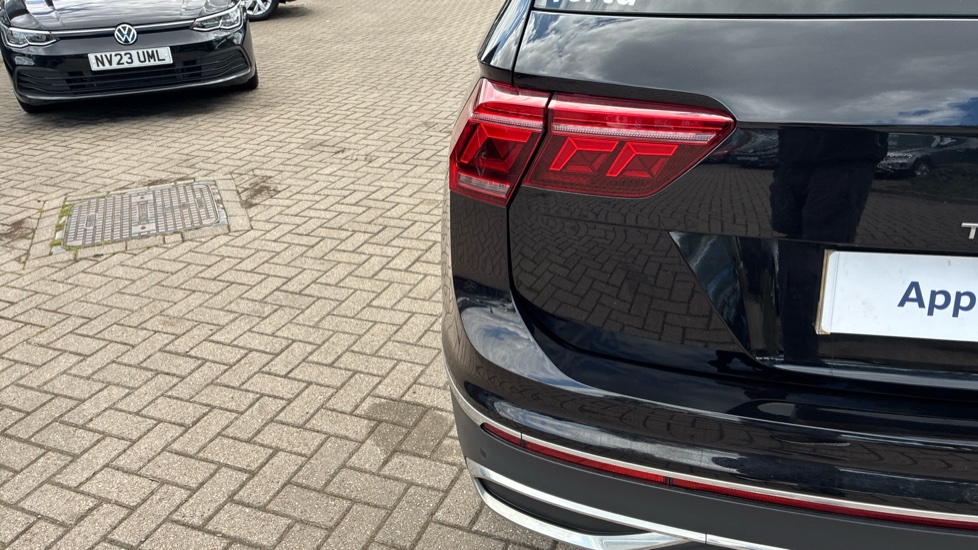 Volkswagen Tiguan 1.5 TSI 150 Elegance 5dr DSG Petrol Estate - Image 41
