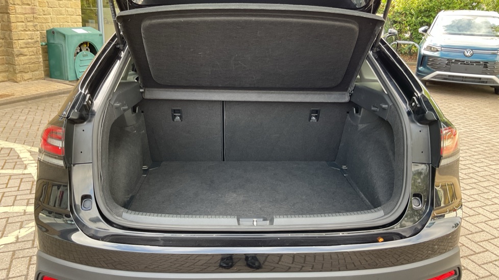 Volkswagen Taigo 1.0 TSI 110 Life 5dr DSG Petrol Hatchback - Image 20
