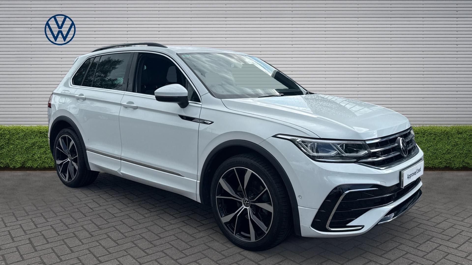 Volkswagen Tiguan dealer public-web source image