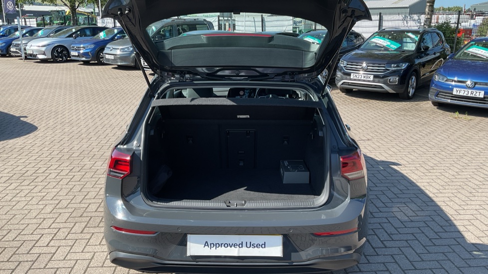 Volkswagen Golf 1.5 TSI Life 5dr Petrol Hatchback - Image 20