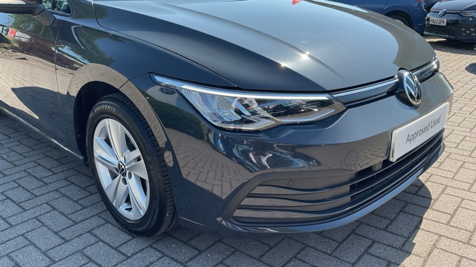 Volkswagen Golf 1.5 TSI Life 5dr Petrol Hatchback - Image 37