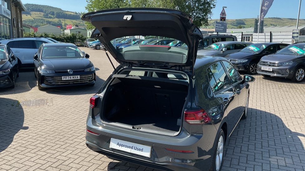Volkswagen Golf 1.5 TSI Life 5dr Petrol Hatchback - Image 39