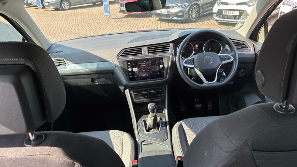 Volkswagen Tiguan 1.5 TSI 150 Life 5dr Petrol Estate - Image 9