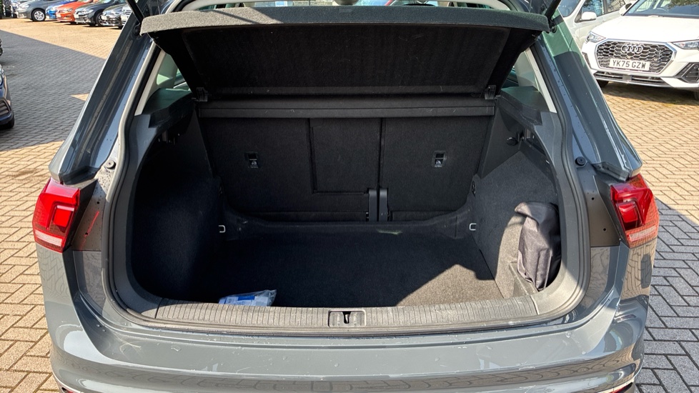 Volkswagen Tiguan 1.5 TSI 150 Life 5dr Petrol Estate - Image 20