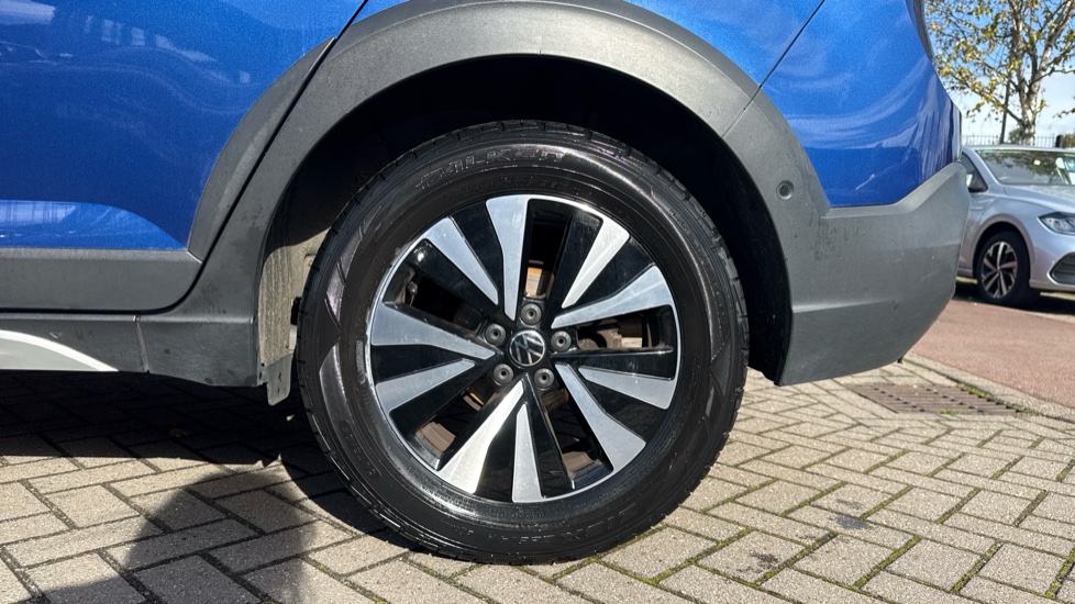 Volkswagen Taigo 1.0 TSI 110 Life 5dr Petrol Hatchback - Image 5