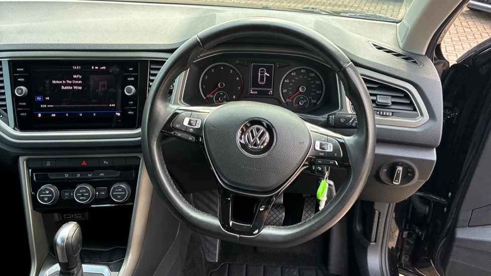 Volkswagen T-Roc 1.5 TSI EVO SE 5dr DSG Petrol Hatchback - Image 10