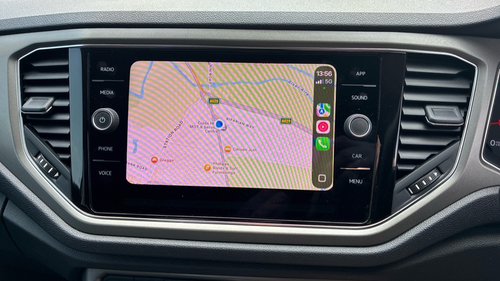 Volkswagen T-Roc 1.5 TSI EVO SE 5dr DSG Petrol Hatchback - Image 34