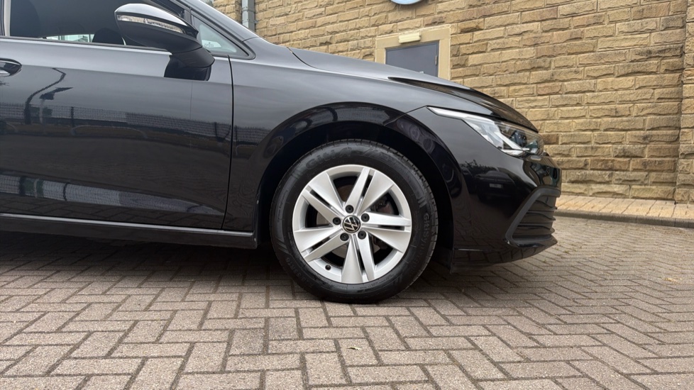 Volkswagen Golf 1.0 TSI Life 5dr Petrol Hatchback - Image 5