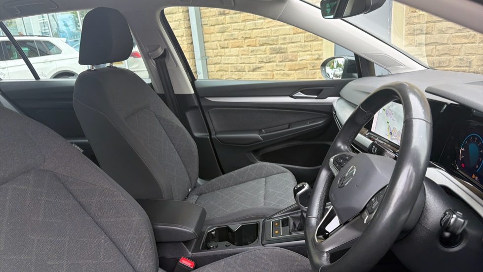 Volkswagen Golf 1.0 TSI Life 5dr Petrol Hatchback - Image 15