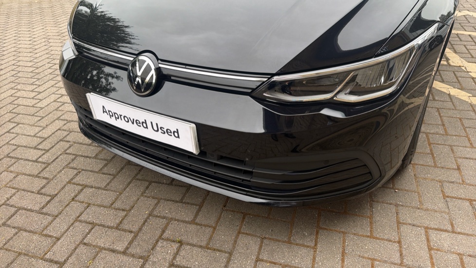 Volkswagen Golf 1.0 TSI Life 5dr Petrol Hatchback - Image 21
