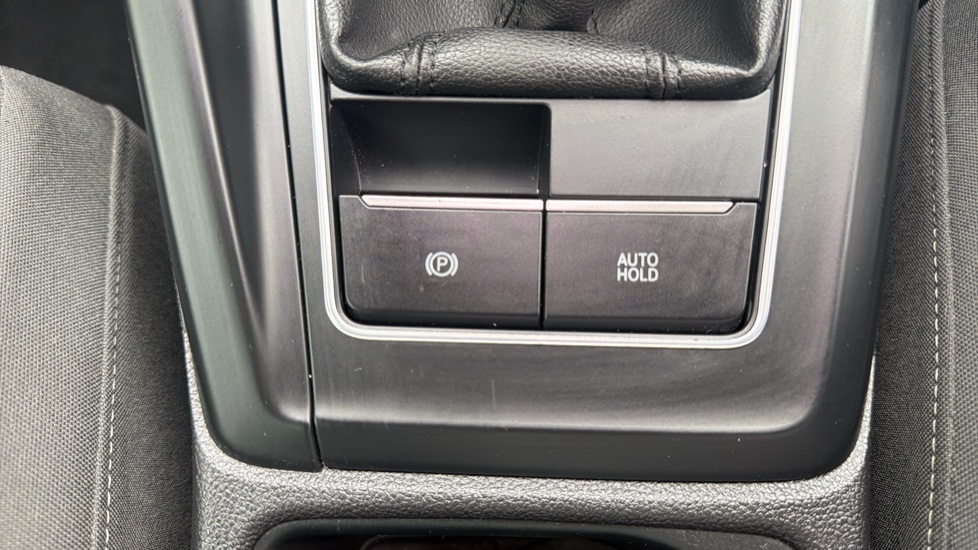 Volkswagen Golf 1.0 TSI Life 5dr Petrol Hatchback - Image 35