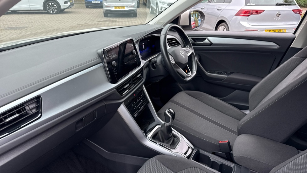 Volkswagen T-Roc 1.0 TSI Life 5dr Petrol Hatchback - Image 2