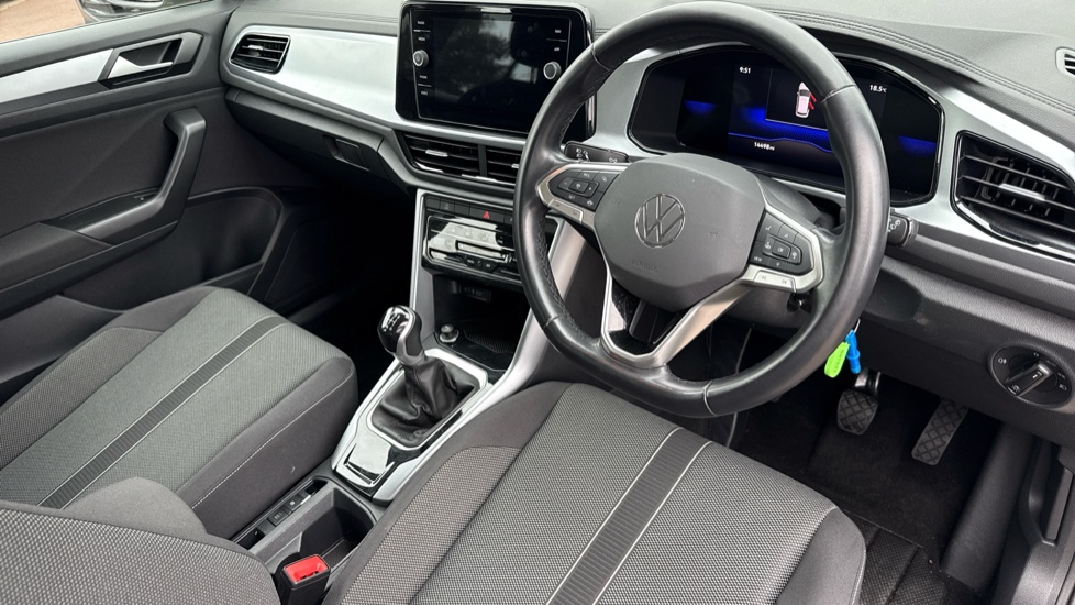 Volkswagen T-Roc 1.0 TSI Life 5dr Petrol Hatchback - Image 6