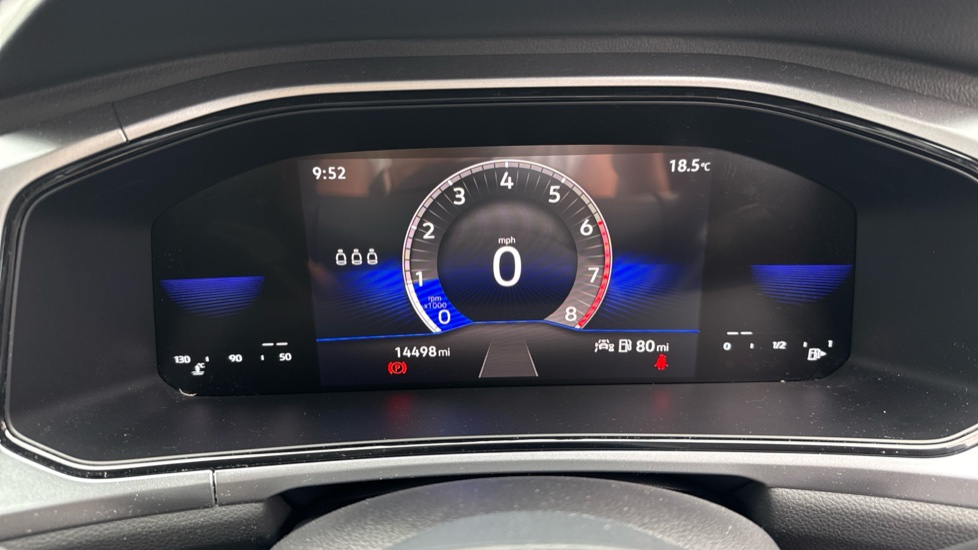 Volkswagen T-Roc 1.0 TSI Life 5dr Petrol Hatchback - Image 11