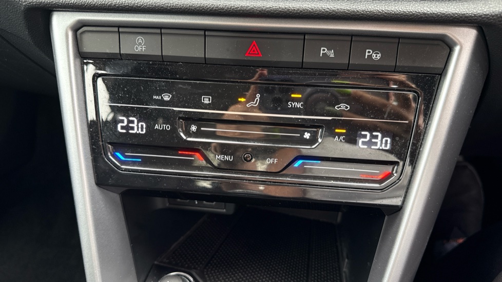 Volkswagen T-Roc 1.0 TSI Life 5dr Petrol Hatchback - Image 13