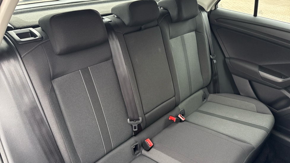 Volkswagen T-Roc 1.0 TSI Life 5dr Petrol Hatchback - Image 16
