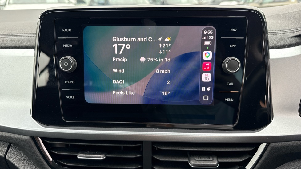 Volkswagen T-Roc 1.0 TSI Life 5dr Petrol Hatchback - Image 38