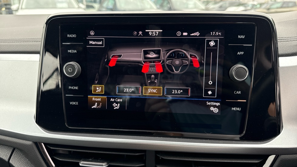 Volkswagen T-Roc 1.0 TSI Life 5dr Petrol Hatchback - Image 41