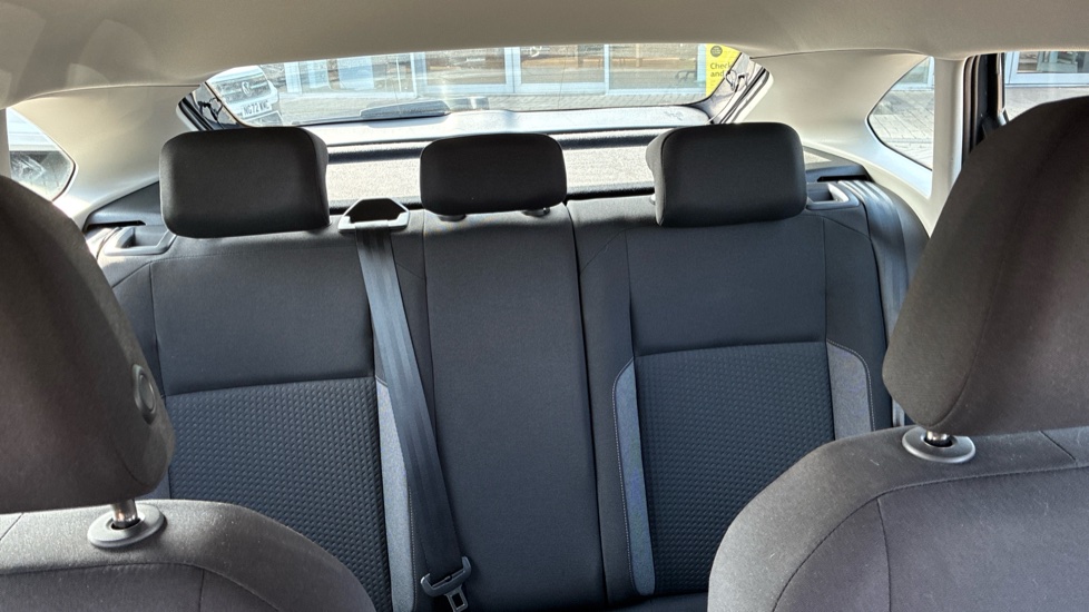 Volkswagen Taigo 1.0 TSI 110 Life 5dr DSG Petrol Hatchback - Image 16