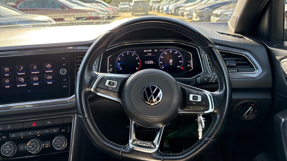 Volkswagen T-Roc 1.5 TSI EVO R-Line 5dr Petrol Hatchback - Image 10
