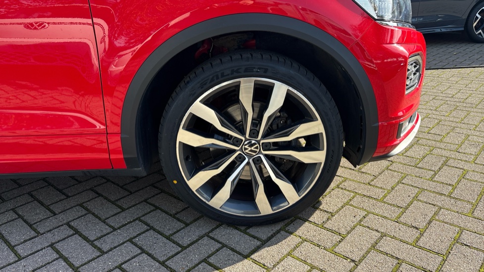 Volkswagen T-Roc 1.5 TSI EVO R-Line 5dr Petrol Hatchback - Image 25