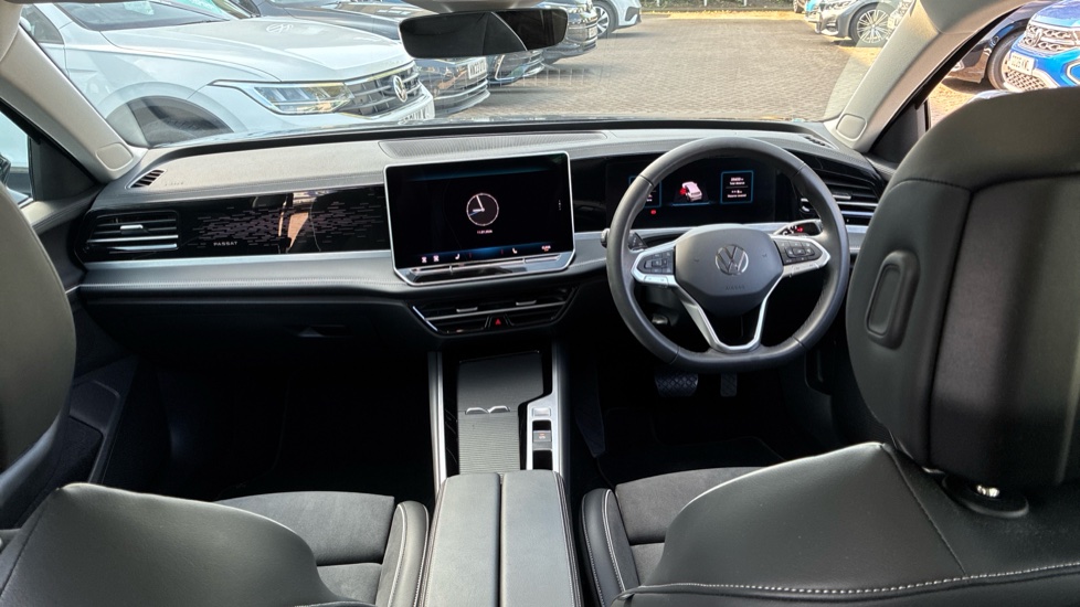 Volkswagen Passat 1.5 TSI eHybrid Elegance 5dr DSG Estate - Image 9
