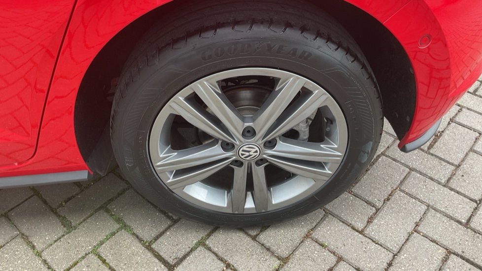 Volkswagen Polo 1.0 TSI 115 R-Line 5dr Petrol Hatchback - Image 23