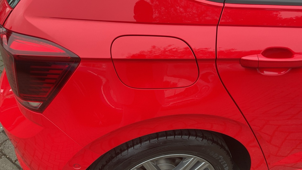 Volkswagen Polo 1.0 TSI 115 R-Line 5dr Petrol Hatchback - Image 27