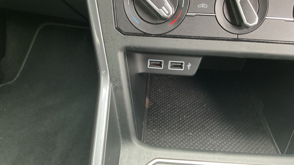 Volkswagen Polo 1.0 TSI 115 R-Line 5dr Petrol Hatchback - Image 32