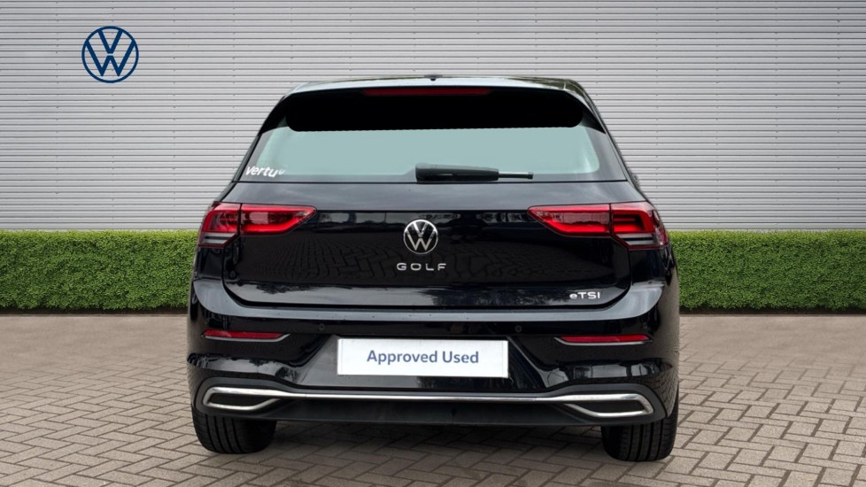 Volkswagen Golf 1.5 eTSI Style 5dr DSG Petrol Hatchback - Image 8