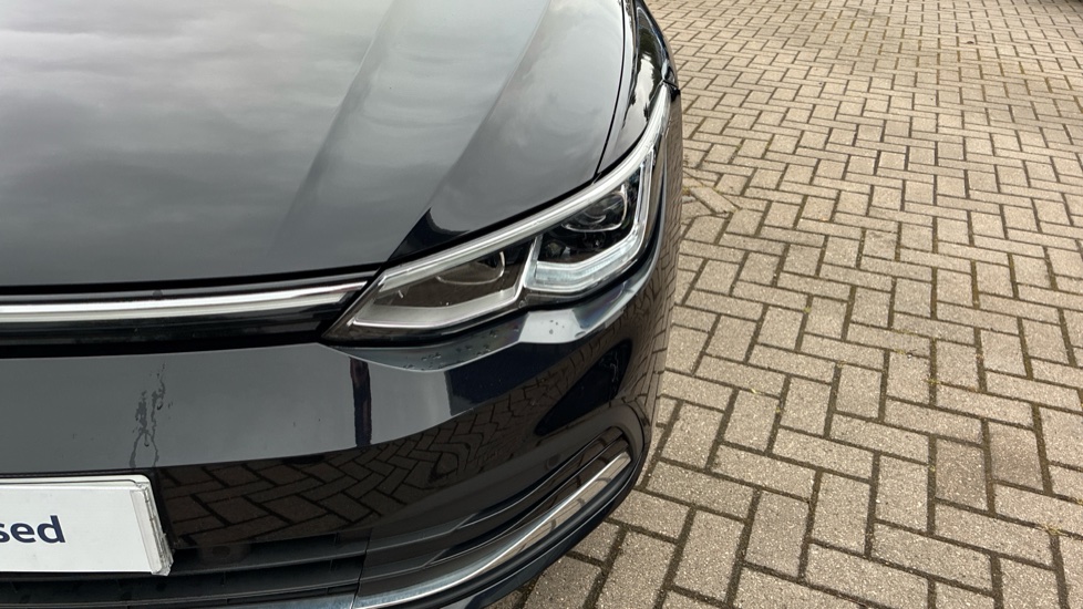 Volkswagen Golf 1.5 eTSI Style 5dr DSG Petrol Hatchback - Image 37