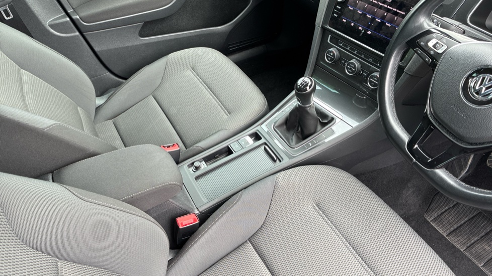 Volkswagen Golf 1.5 TSI EVO Match Edition 5dr Petrol Hatchback - Image 14