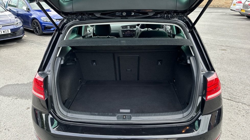 Volkswagen Golf 1.5 TSI EVO Match Edition 5dr Petrol Hatchback - Image 20