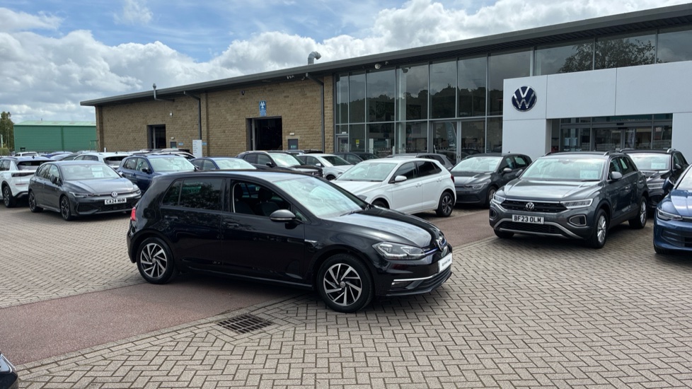 Volkswagen Golf 1.5 TSI EVO Match Edition 5dr Petrol Hatchback - Image 45