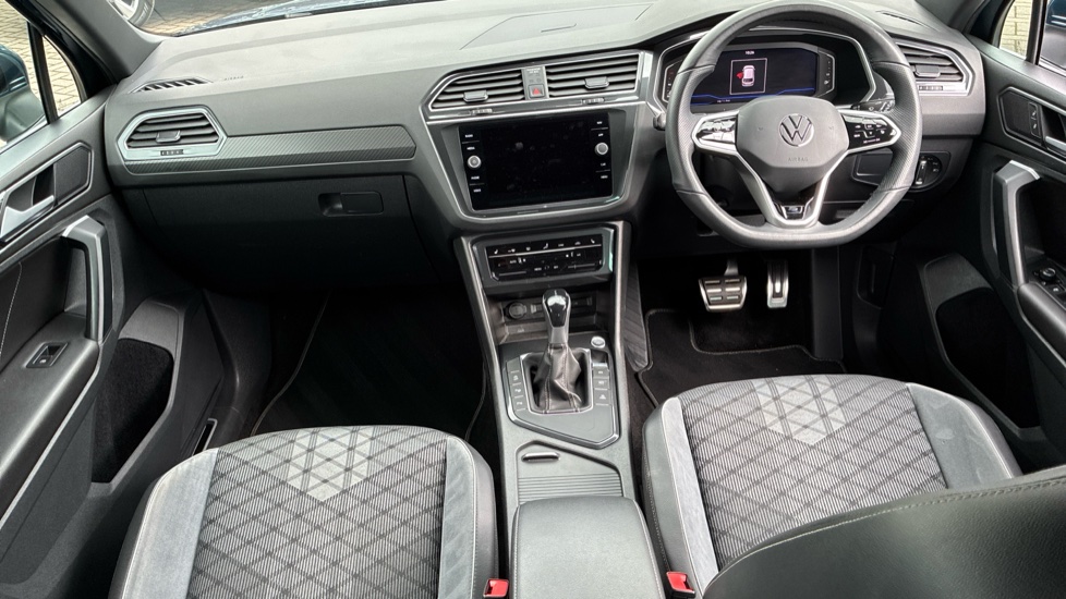 Volkswagen Tiguan 1.5 TSI 150 R-Line 5dr DSG Petrol Estate - Image 9