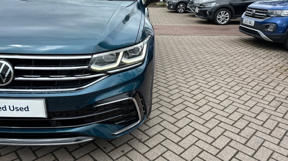 Volkswagen Tiguan 1.5 TSI 150 R-Line 5dr DSG Petrol Estate - Image 36