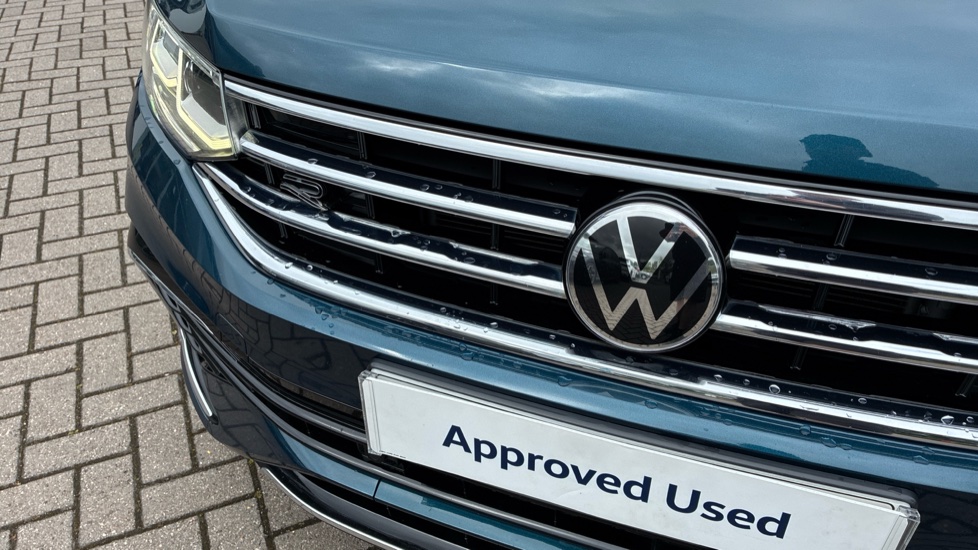 Volkswagen Tiguan 1.5 TSI 150 R-Line 5dr DSG Petrol Estate - Image 37