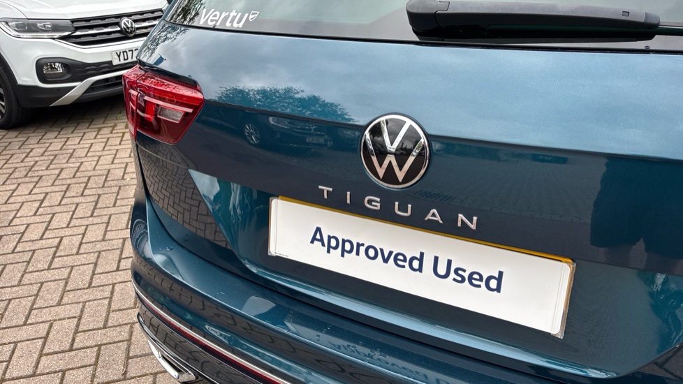 Volkswagen Tiguan 1.5 TSI 150 R-Line 5dr DSG Petrol Estate - Image 40